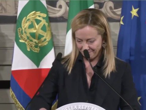 意大利总统提名梅洛尼担任总理