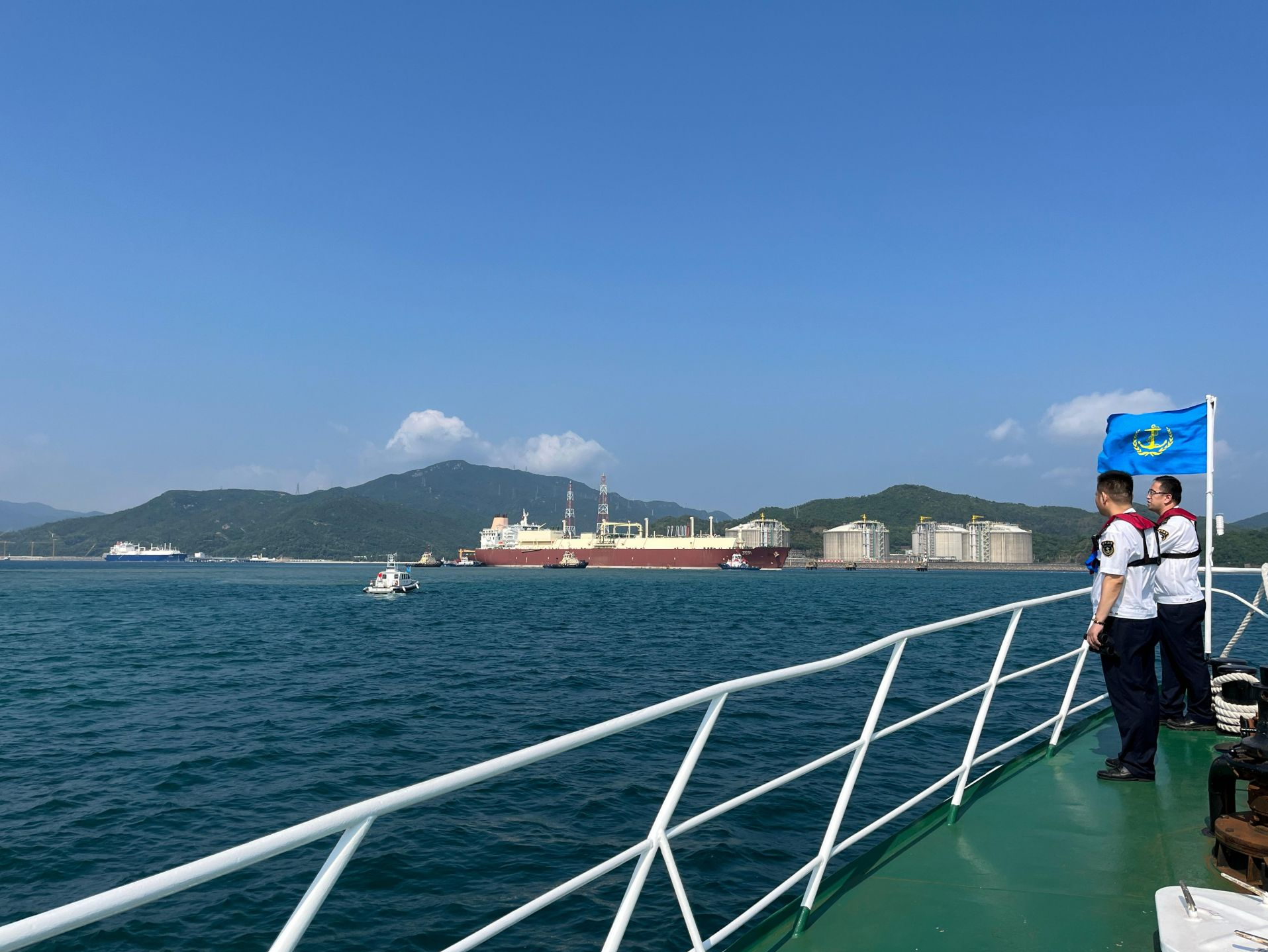 深圳大亚湾海事局全力保障LNG枢纽港海上能源运输安全畅通
