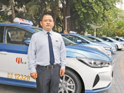 深圳的哥刘晁魁获评全国十大最美出租车司机