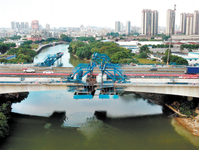 中江高速改扩建控制性工程江门大桥主桥左幅成功合龙