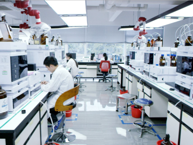 中国散裂中子源：“超级显微镜”格物探微显身手