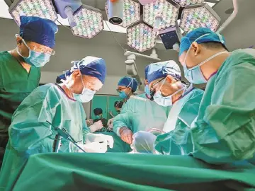 喜迎二十大·市民眼中这十年｜深圳：构建“顶天立地”体系，让市民病有良医