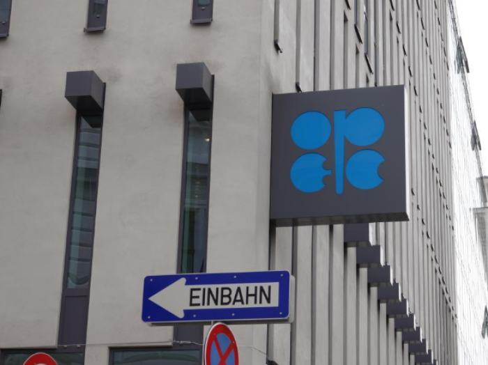 阿拉伯石油输出国组织表态支持“欧佩克+”减产