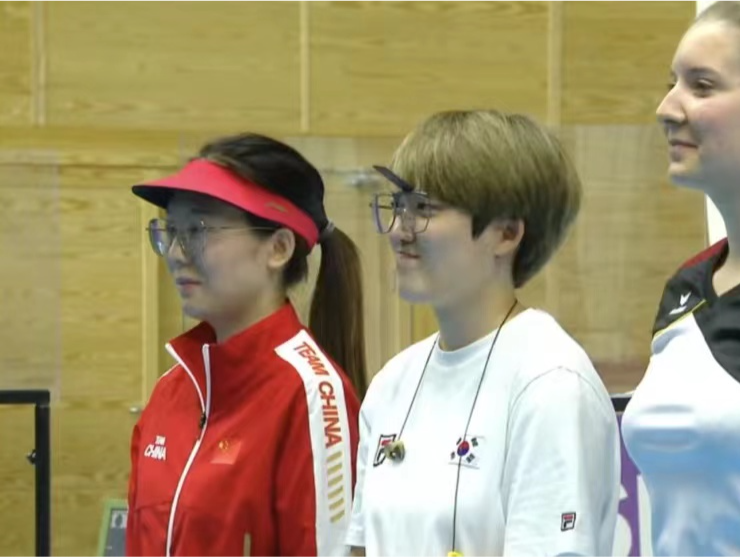 射击世锦赛：陈妍摘女子25米手枪银牌 中国队再获两个奥运席位