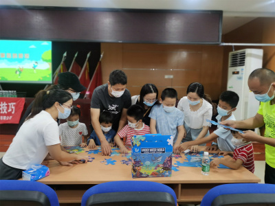 培育 “合格家长”，长圳社区推出公益家长课堂