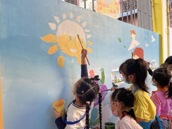 莲塘街道墙绘活动以“一米视角”带领儿童参与文明城市创建