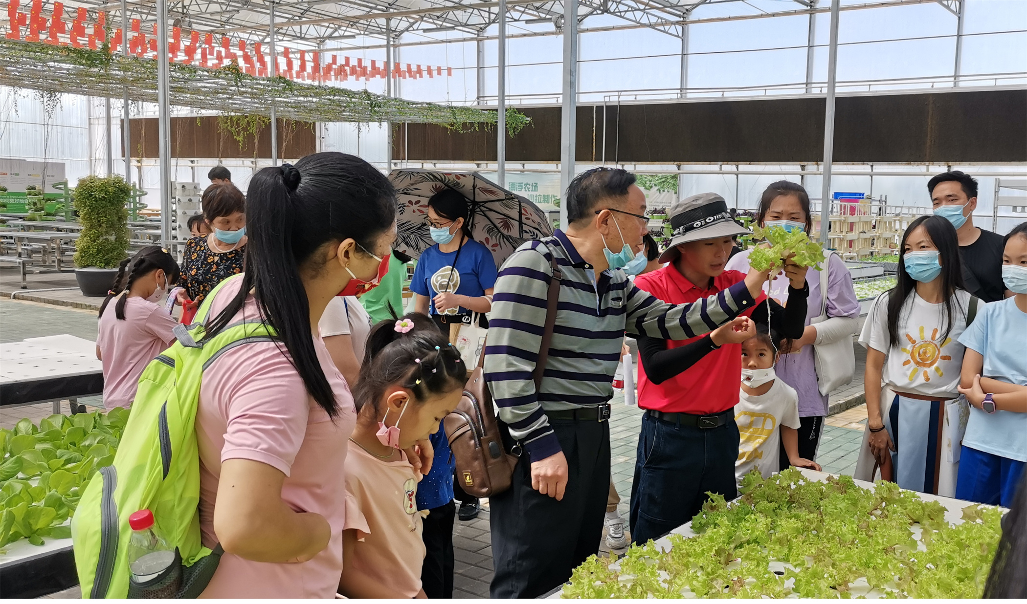 学习革命历史培养科学精神！公明街道关工委组织辖区青少年开展教育实践活动