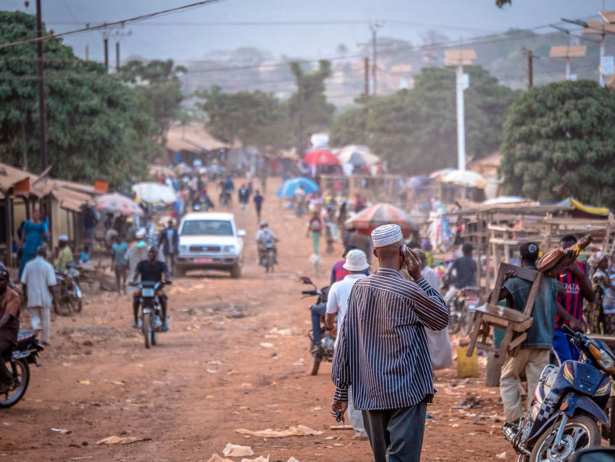 乌干达首都埃博拉确诊病例增多