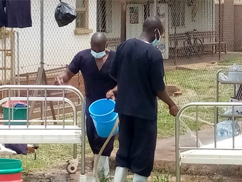 乌干达埃博拉疫情持续 首名医护人员感染死亡