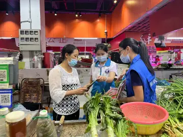 新湖街道走进农贸市场开展禁毒宣传