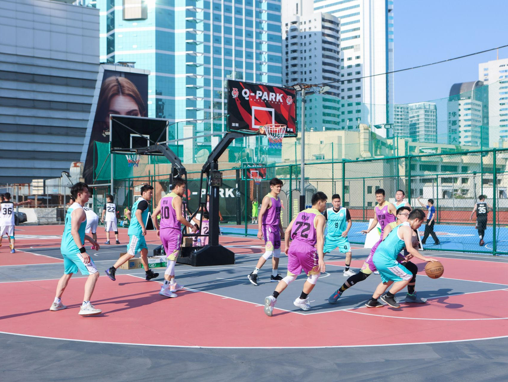 13支篮球队比拼角逐展现青春风采 2022深港青年同心杯篮球友谊赛落幕 