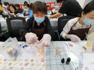 简单的快乐！园东社区开展志愿者团建活动