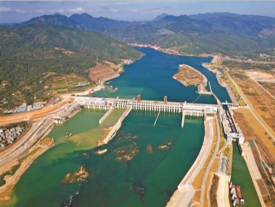 珠江流域关键控制性工程大藤峡水利枢纽右岸首台机组投产