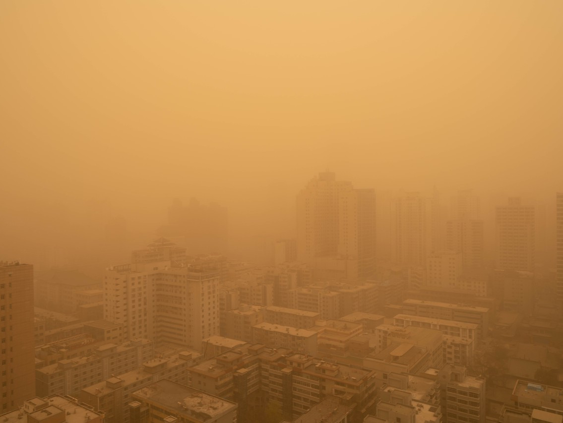 东亚沙尘暴活动为何持续减弱？最新研究揭开谜团