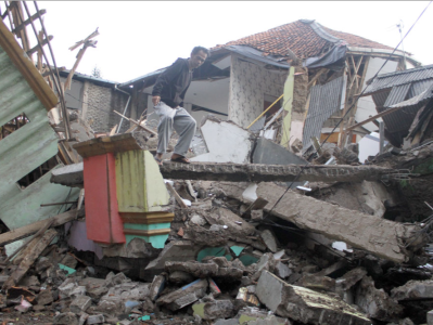 滚动更新 | 印尼西爪哇省地震死亡人数升至252人 死伤者多为儿童