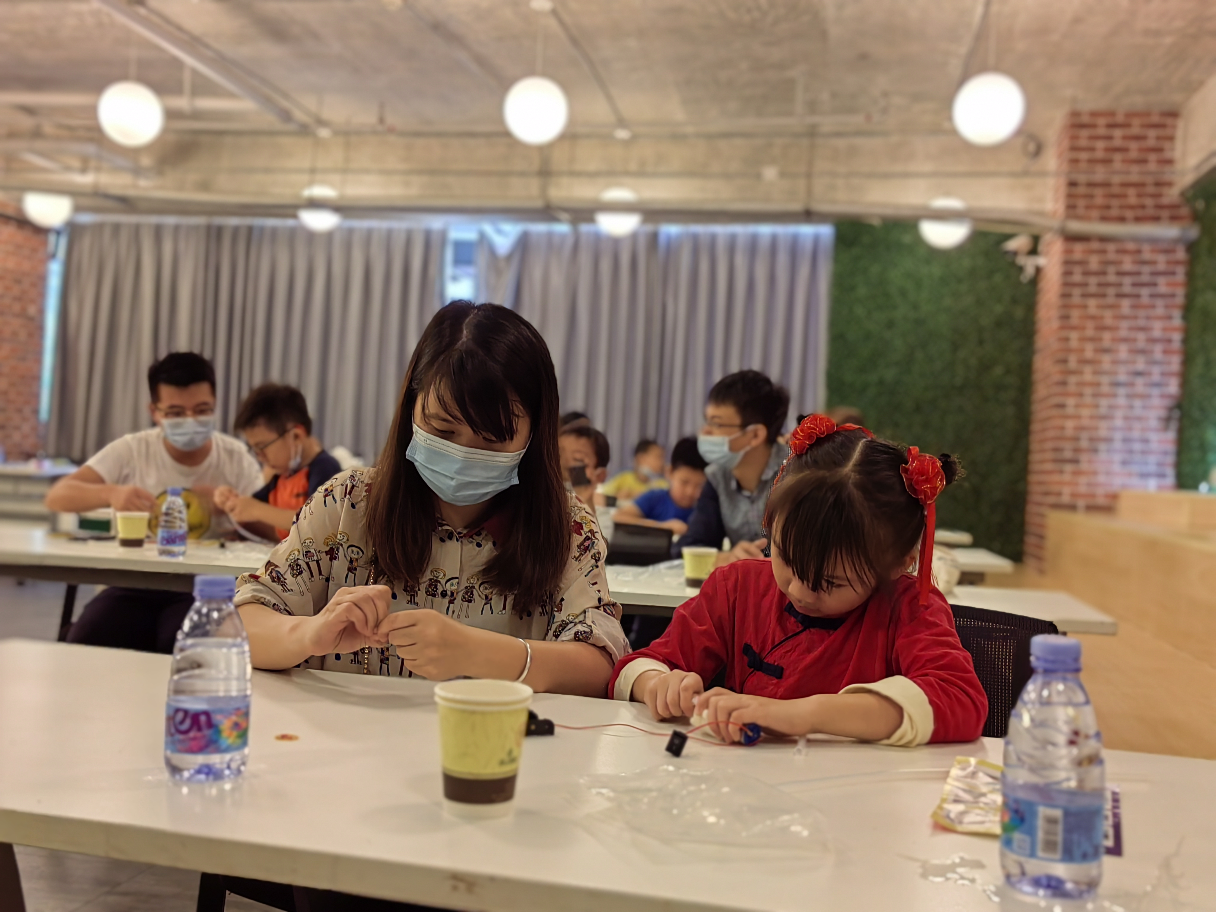 深圳市生态环境局光明管理局开展“变废为宝”环保创意活动