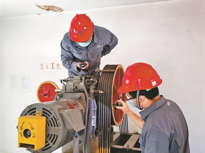 守护群众乘梯安全 深圳市市场监督管理局龙岗监管局推动老旧电梯更新改造大修资金补助项目