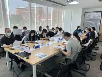 新湖街道“送政策进园区”深入宣传就业创业政策