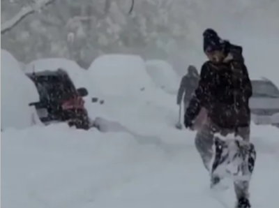 暴风雪席卷美国纽约州西部 150名国民警卫队成员进驻灾区