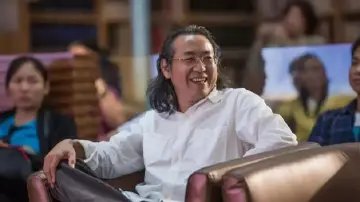 深圳文艺家丨田地：笔尖下的灯火中国