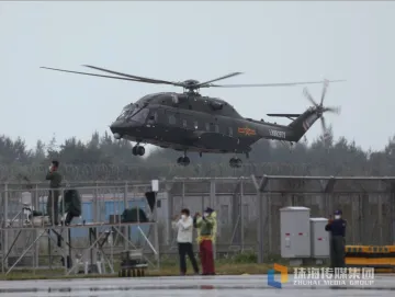 三型直升机齐齐升空！现役陆航装备首次参加航展