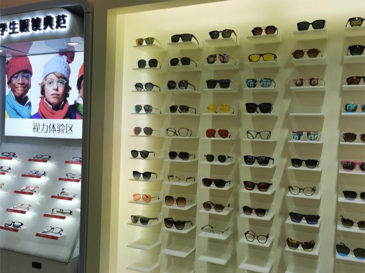 时尚产业三问：深圳眼镜何以出圈？