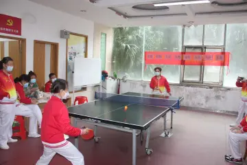 爱“乒”才会赢，鹏盛社区开展长者乒乓球比赛