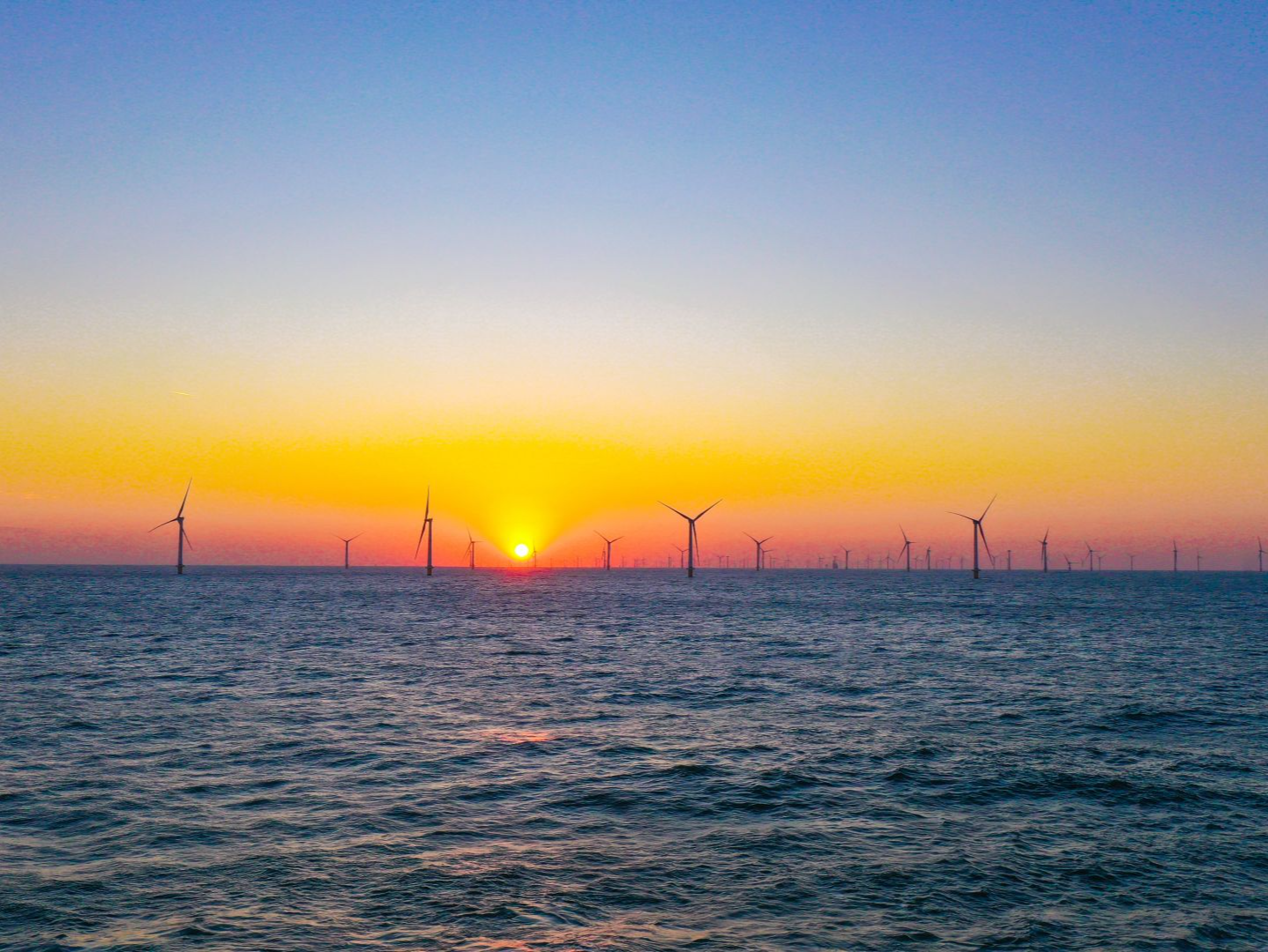 全球商用最大单机容量海上风电项目在广东揭阳实现全容量并网投产