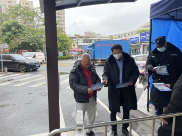 公明街道网格员及时出手，助老年人守住“钱袋子”