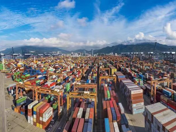 集装箱吞吐量连续10年位居全球前列！深圳打造世界级集装箱海港物流枢纽
