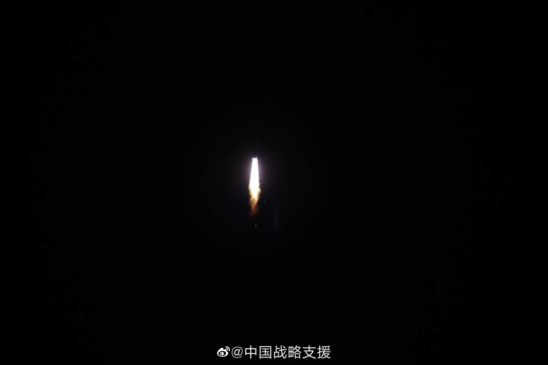 008u7hKbly1h8wzjztmp8j34802tcx5d.jpg?x-oss-process=style/w10
