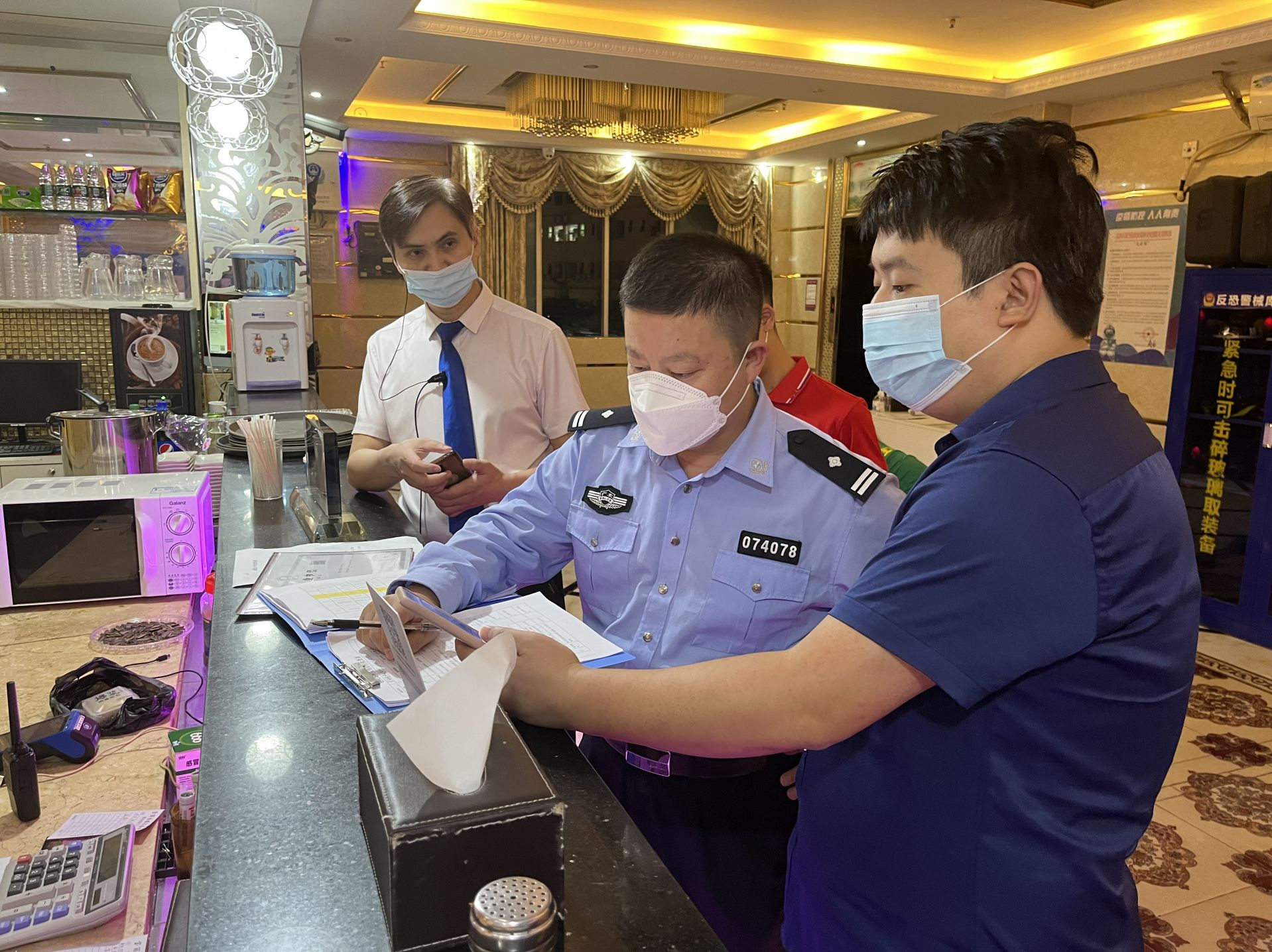特区卫士丨易伟：创新侦查思路，严打流动赌档