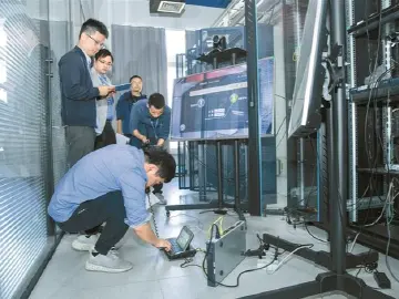 技能之光闪耀鹏城  深圳全力建设高技能人才培养新高地