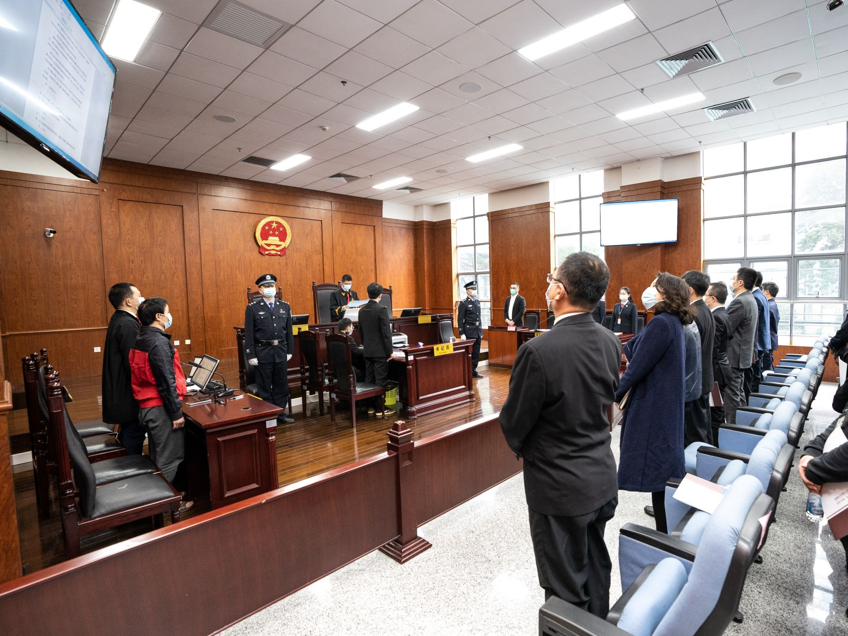 深圳宝安法院开展法庭开放日活动