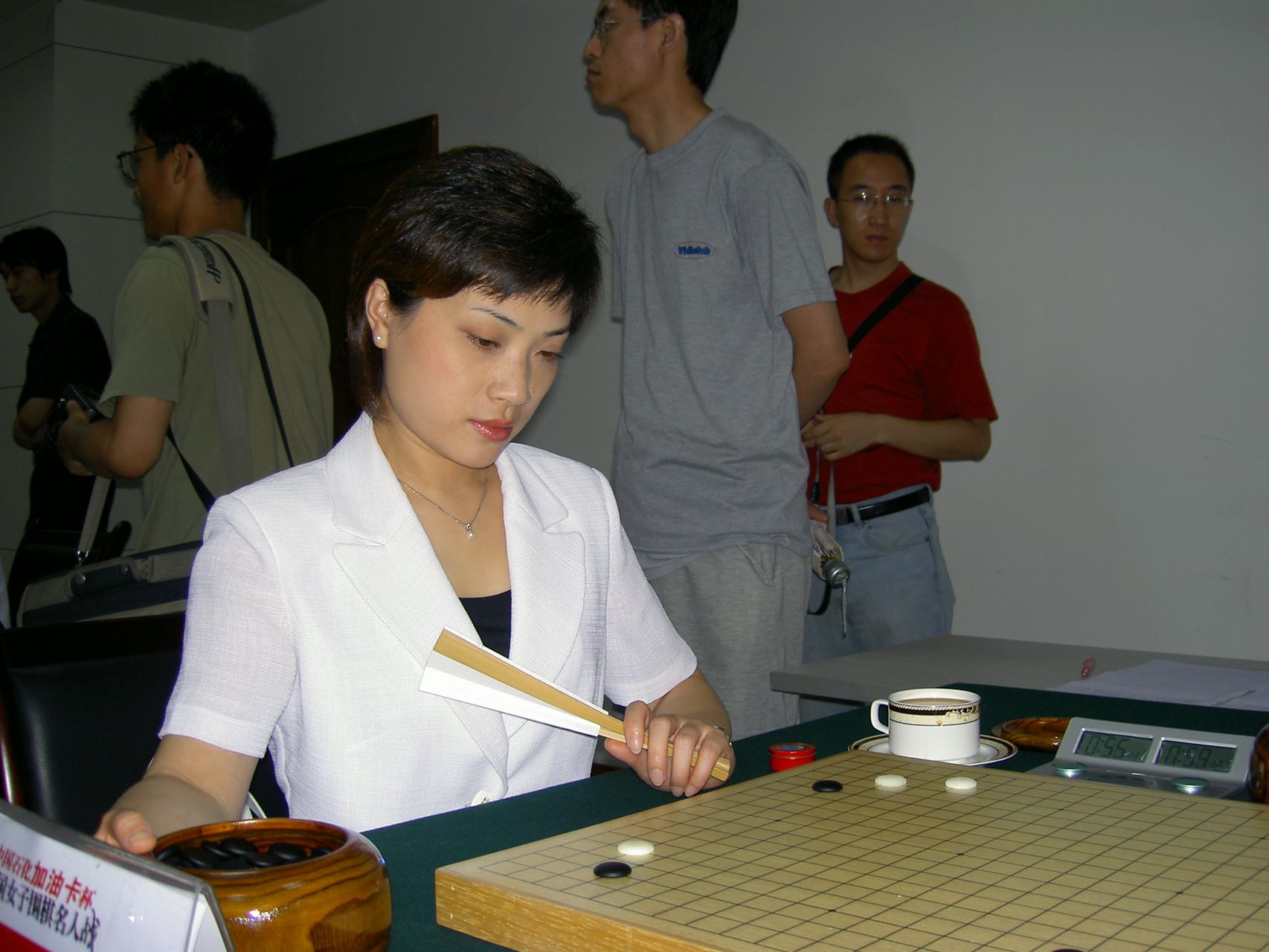 中国围棋女棋手徐莹图片