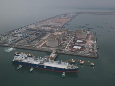 广西北海首次实现LNG船舶夜间离泊 提升冬季保供能力