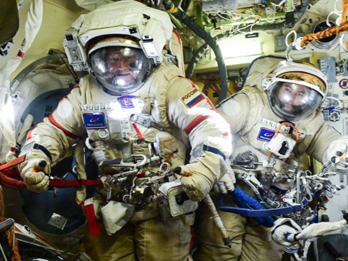 俄罗斯再次因技术原因取消宇航员太空行走计划