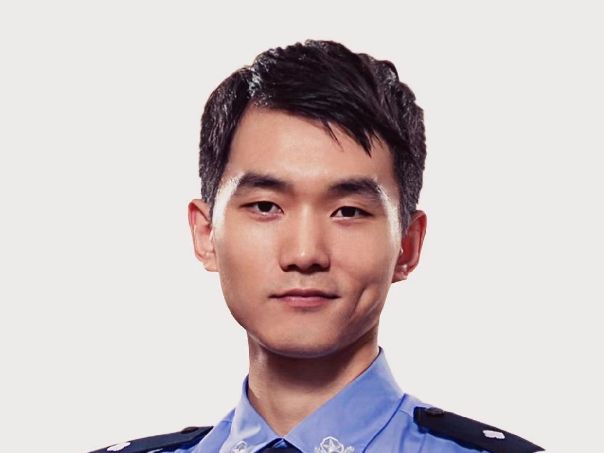 特区卫士丨杨铖钰：耐心回访听诉求，换位思考解难题
