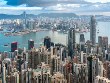 李家超：香港明年与内地通关有现实可能性