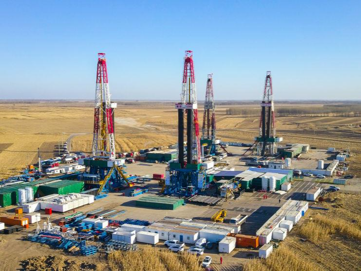 新疆油田油气当量首次突破1700万吨 创历史之最