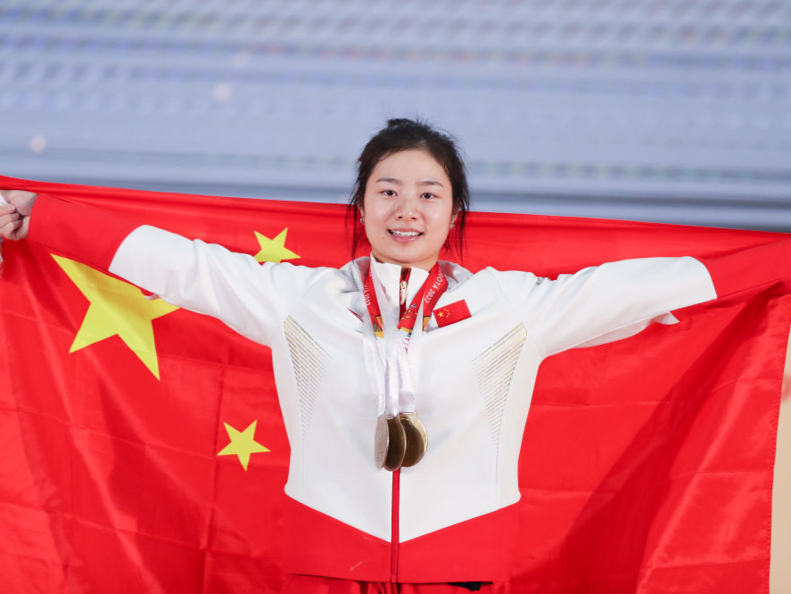 举重世锦赛中国队收获19金，锻炼队伍剑指巴黎奥运