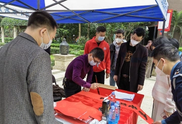 公明街道住宅小区“红管家”将便民服务送到居民家门口
