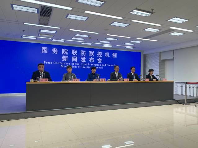 国务院联防联控机制：加强急诊力量配备，对高危患者优先安排就诊