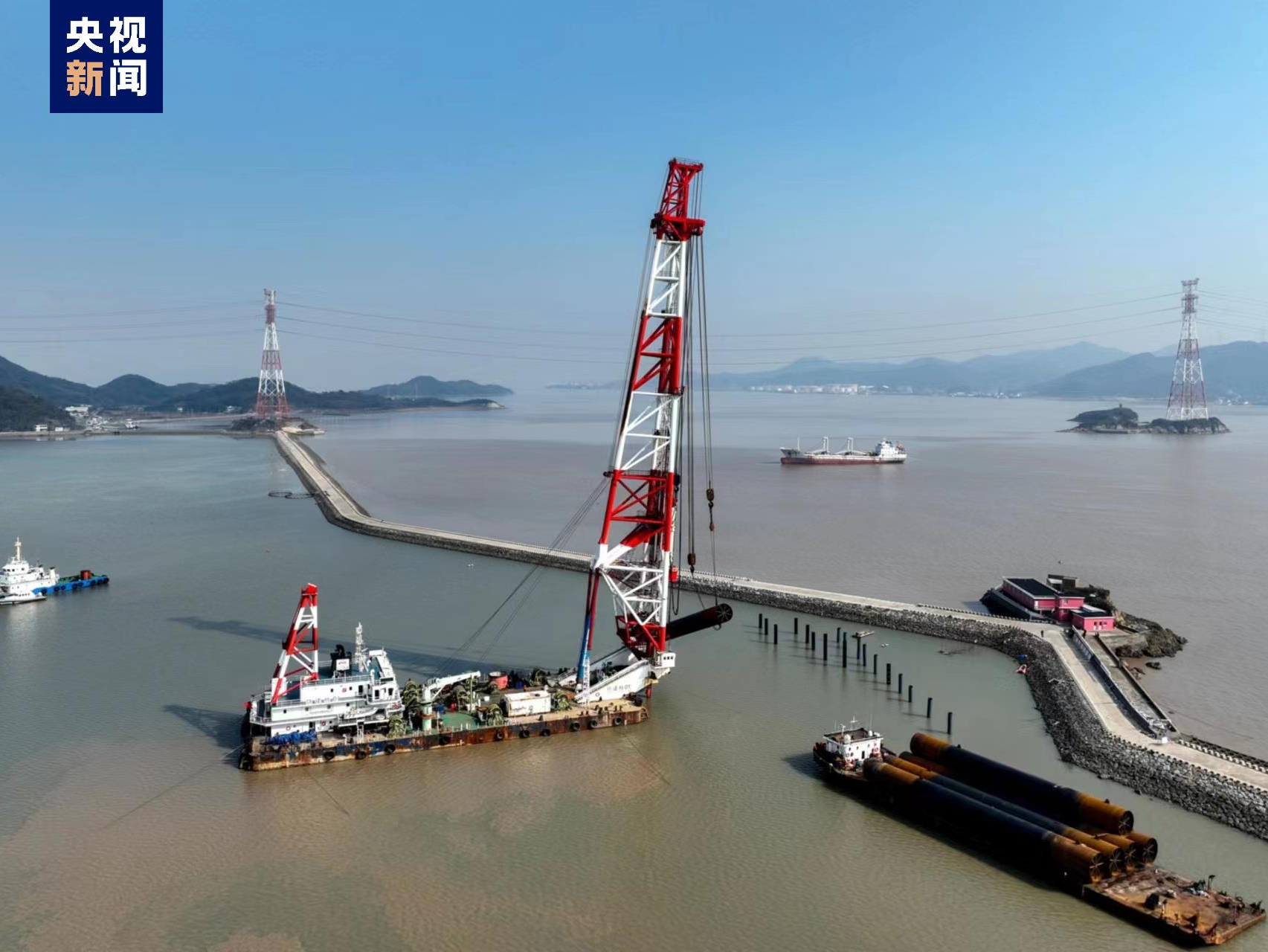 国内最大跨度跨海桥梁开启主墩桩基施工