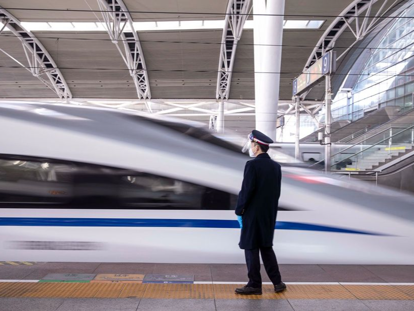 广铁27日发送旅客达最高峰值，广州南站开行列车创历史新高
