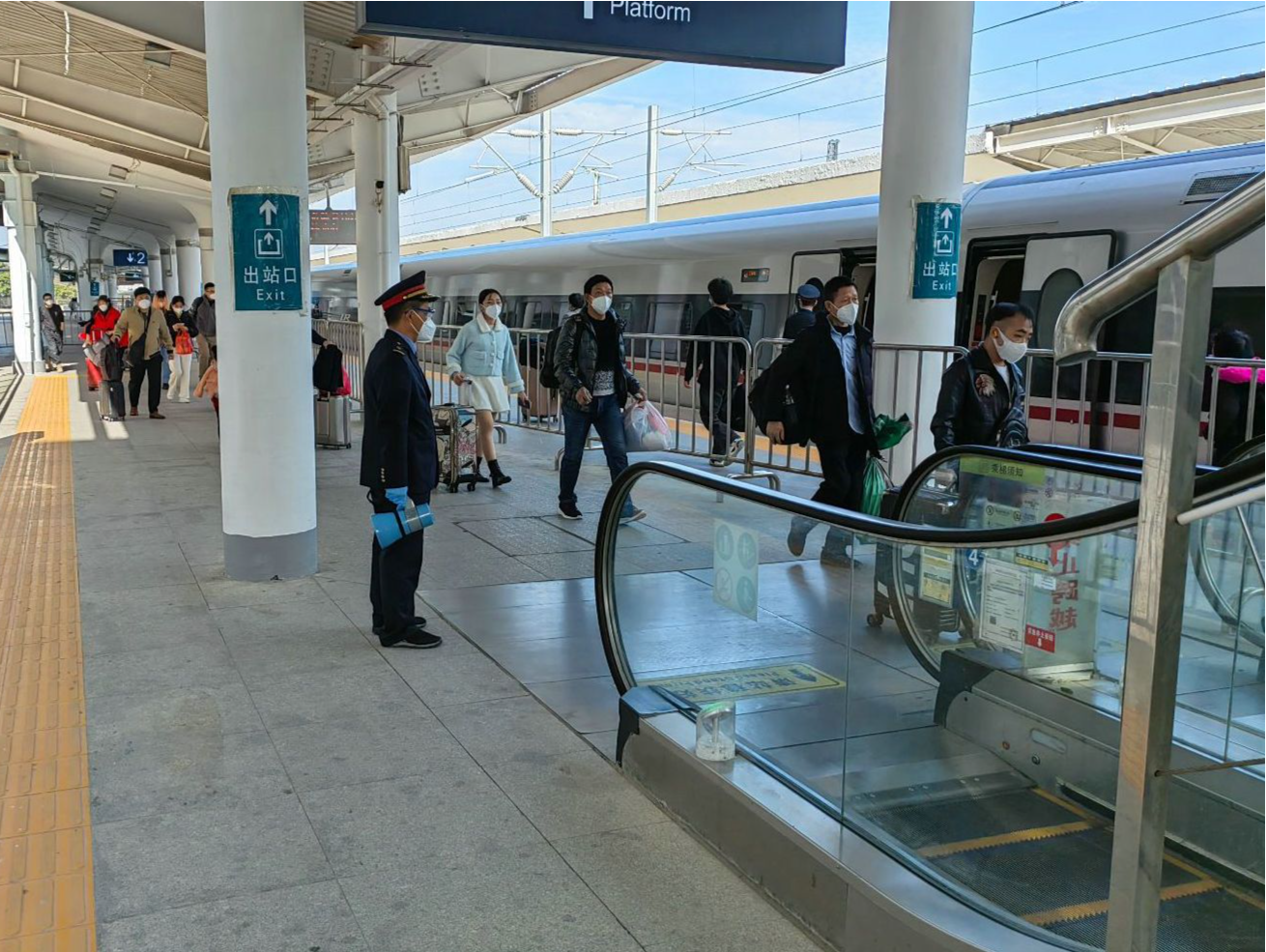 汕头站增开10趟往广州、深圳方向动车满足旅客需求