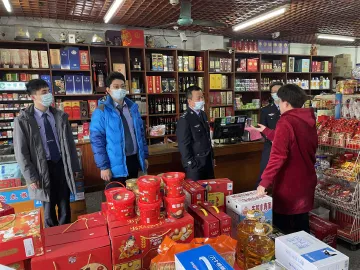 新春我值班 玉塘“网格蓝”安全巡查“揪”隐患