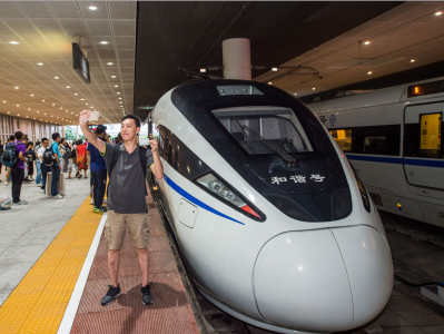 广深港高铁香港段每日双向车票增至2万张
