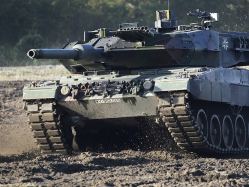 德国正式宣布向乌提供“豹”式主战坦克，俄方回应