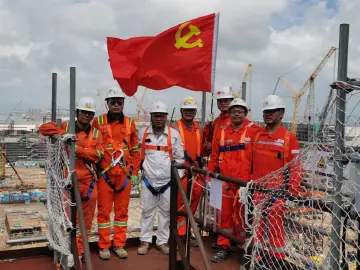 新春走基层｜5400多名海洋石油工人坚守一线“战春耕”